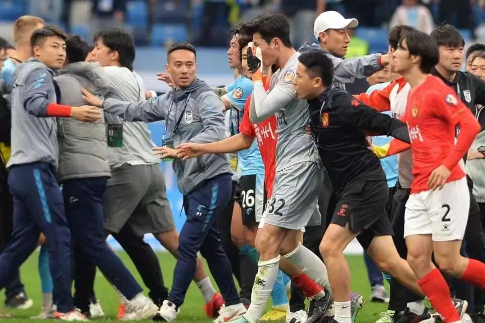 有礼投注-包含NBA季后赛集结日再迎强敌，西汉姆完成体检，主帅态度：赛场秩序良好，赛季目标并未改变的词条